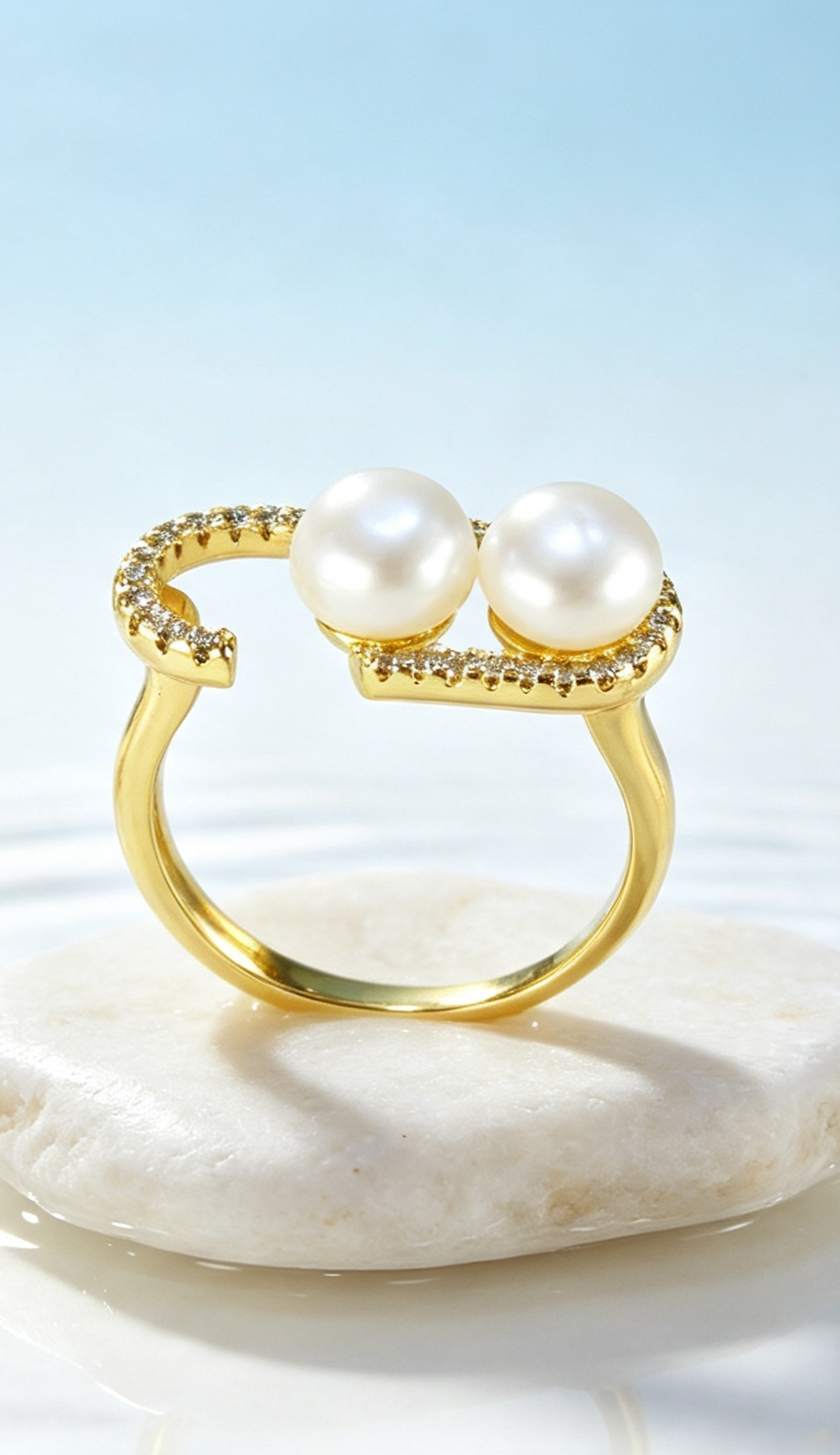 The C-Shape Pearl Ring That Completes Every Outfit