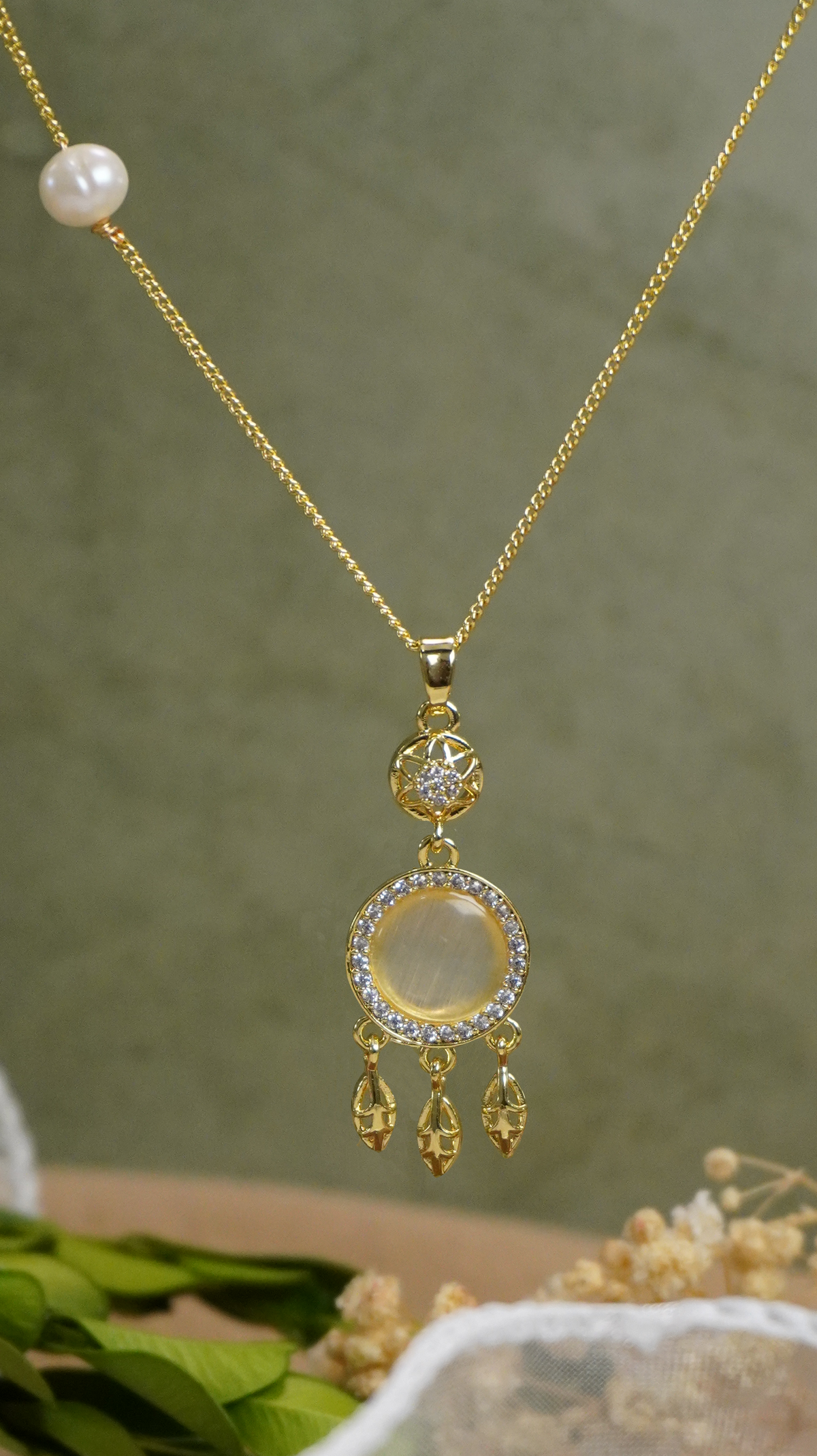 Dreamcatcher Necklace – Gold Leaf Tassel, Cat's Eye Stone & Boho Charm