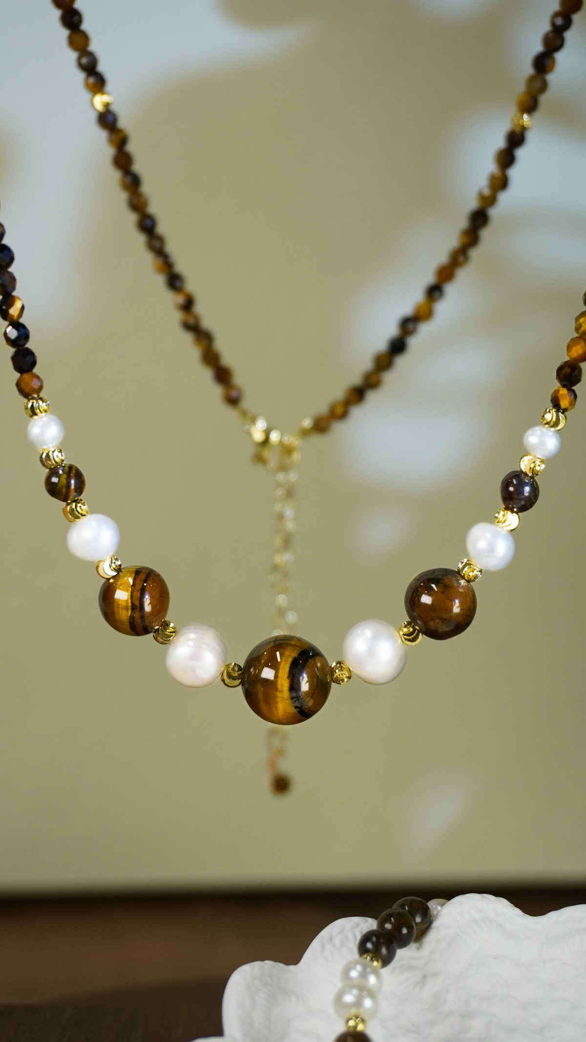 Gradient Tiger Eye & Pearl Pendant Necklace Set– Minimalist Everyday Elegance