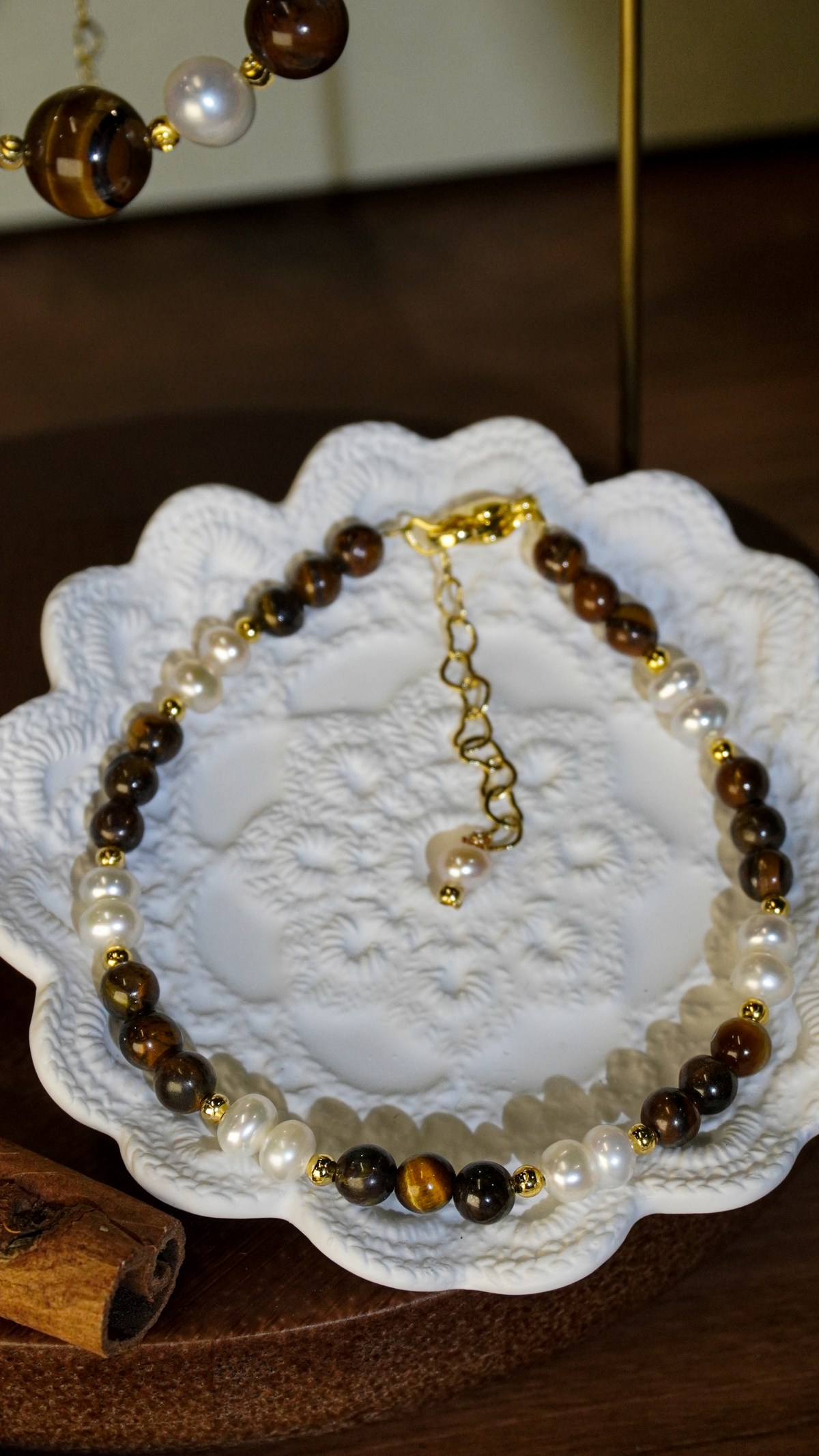 Gradient Tiger Eye & Pearl Pendant Necklace Set– Minimalist Everyday Elegance